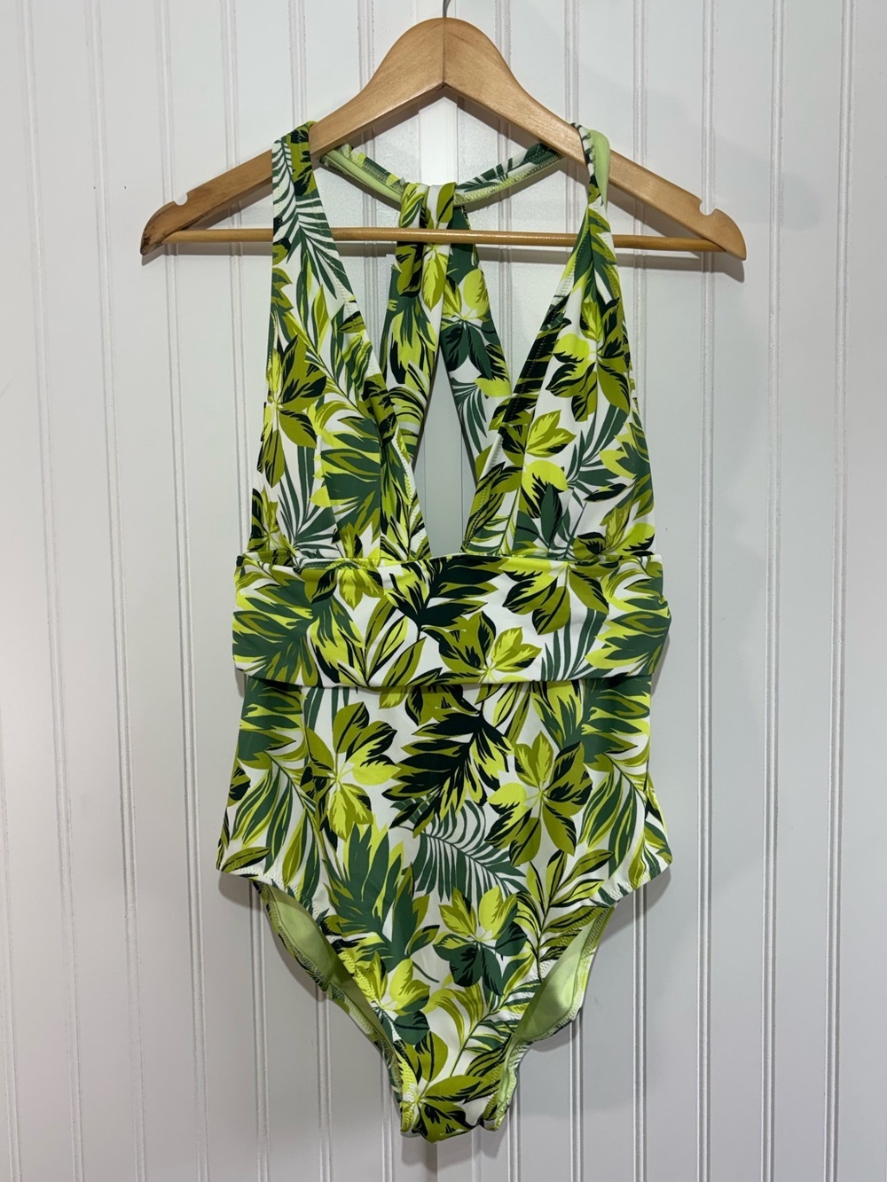 Adore Me Monroe Tropical Palm Print Halter One Piece Swimsuit Size L